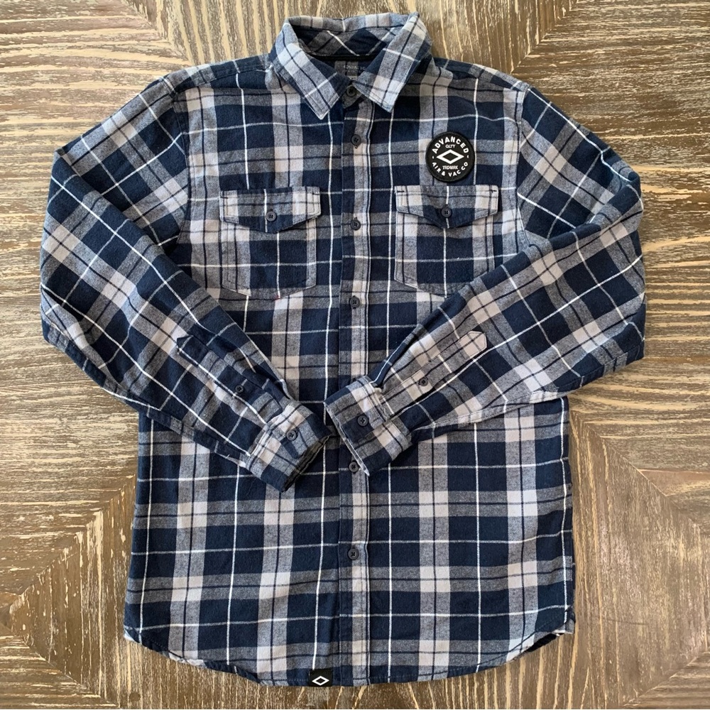 Buffalo Plaid Navy Blue Button Down Long Sleeve Flannel